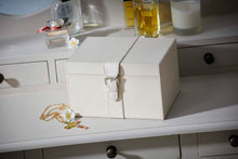 Load image into Gallery viewer, Rosa ivory leather jewellery box